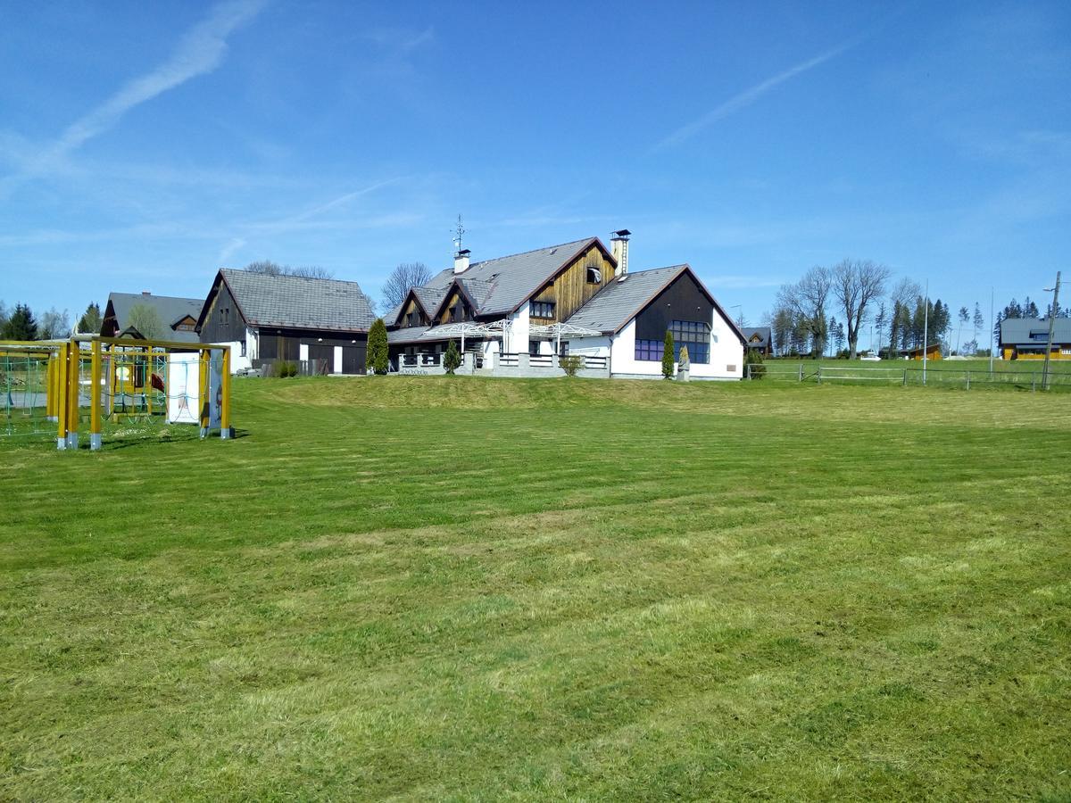 Orlik Rejviz Hotel Esterno foto