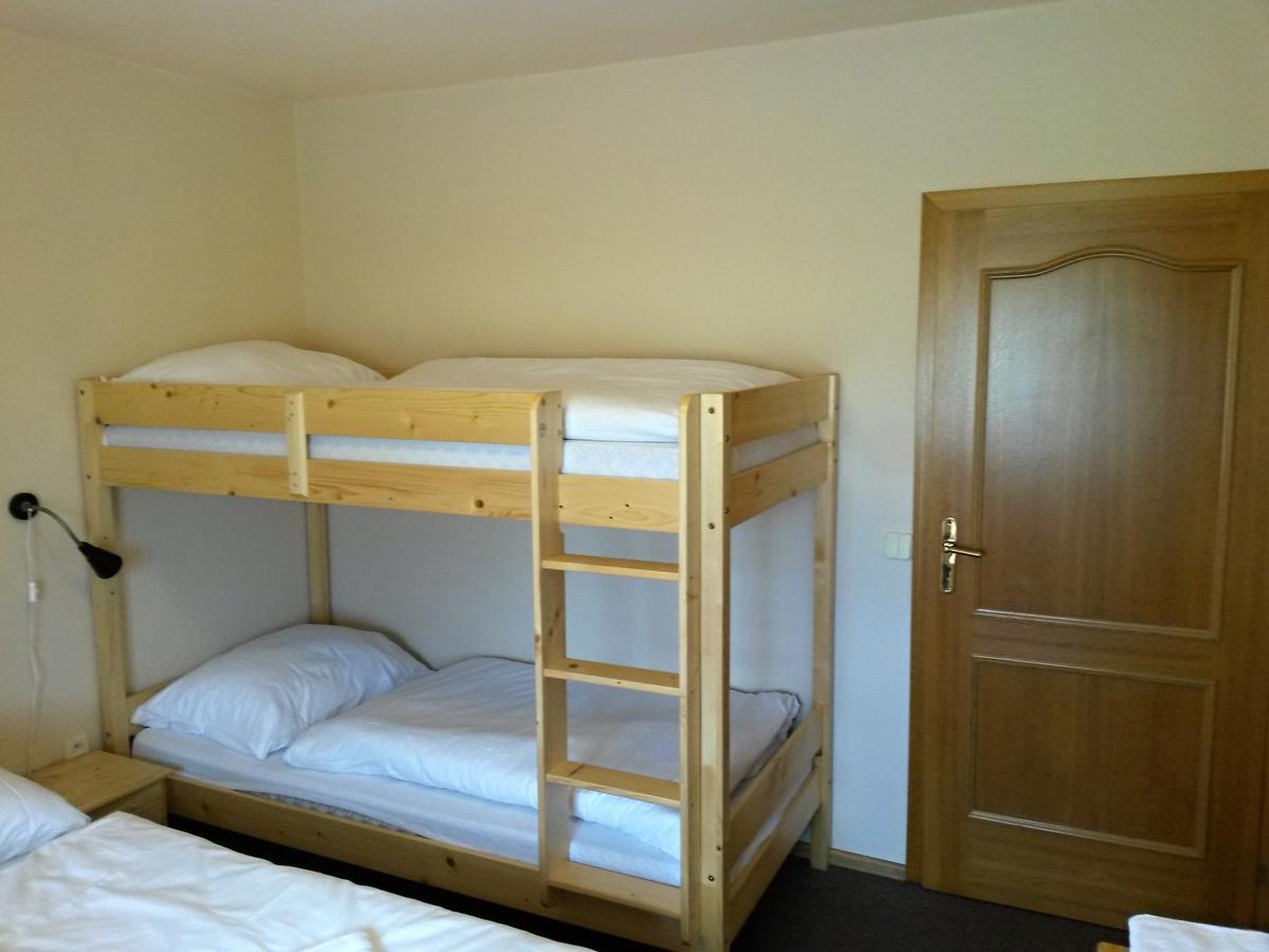 Orlik Rejviz Hotel Esterno foto
